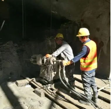 魏都水下抗分散灌浆料特点 水下不分散注浆料介绍